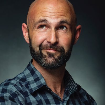 Analyze Oliver Vegas Profile